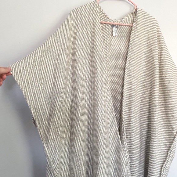 AERIE Striped Poncho Shrug Sweater - Picture 3 of 6